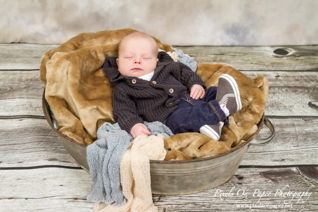 newborn baby boy Rylie wilkesboro nc portrait studio pixels on paper photographers photo