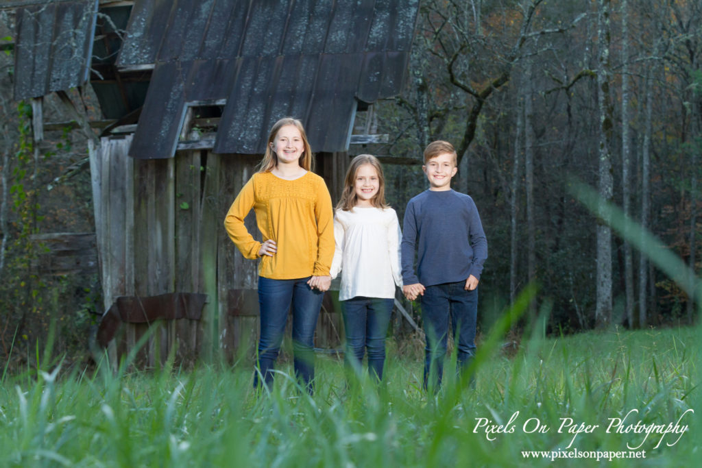 Matthews family outdoor fall portrait Pixels On Paper Wilkesboro NC photographers photo